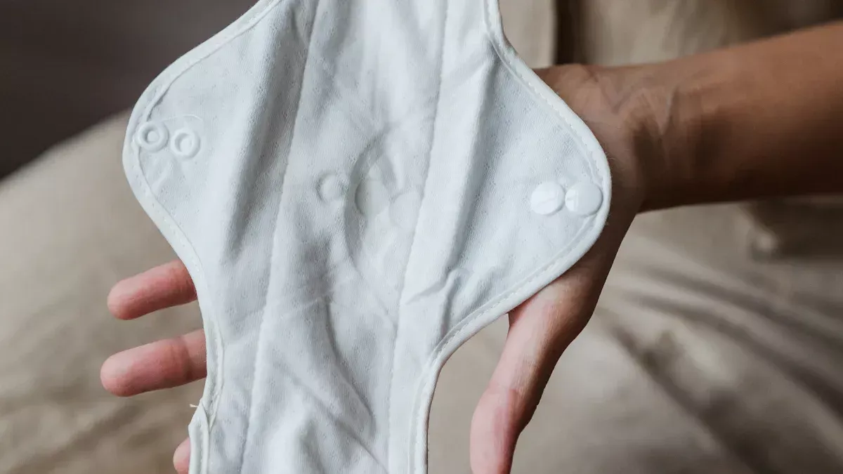 Làm thế nào để ngăn Pee ra khỏi tã?